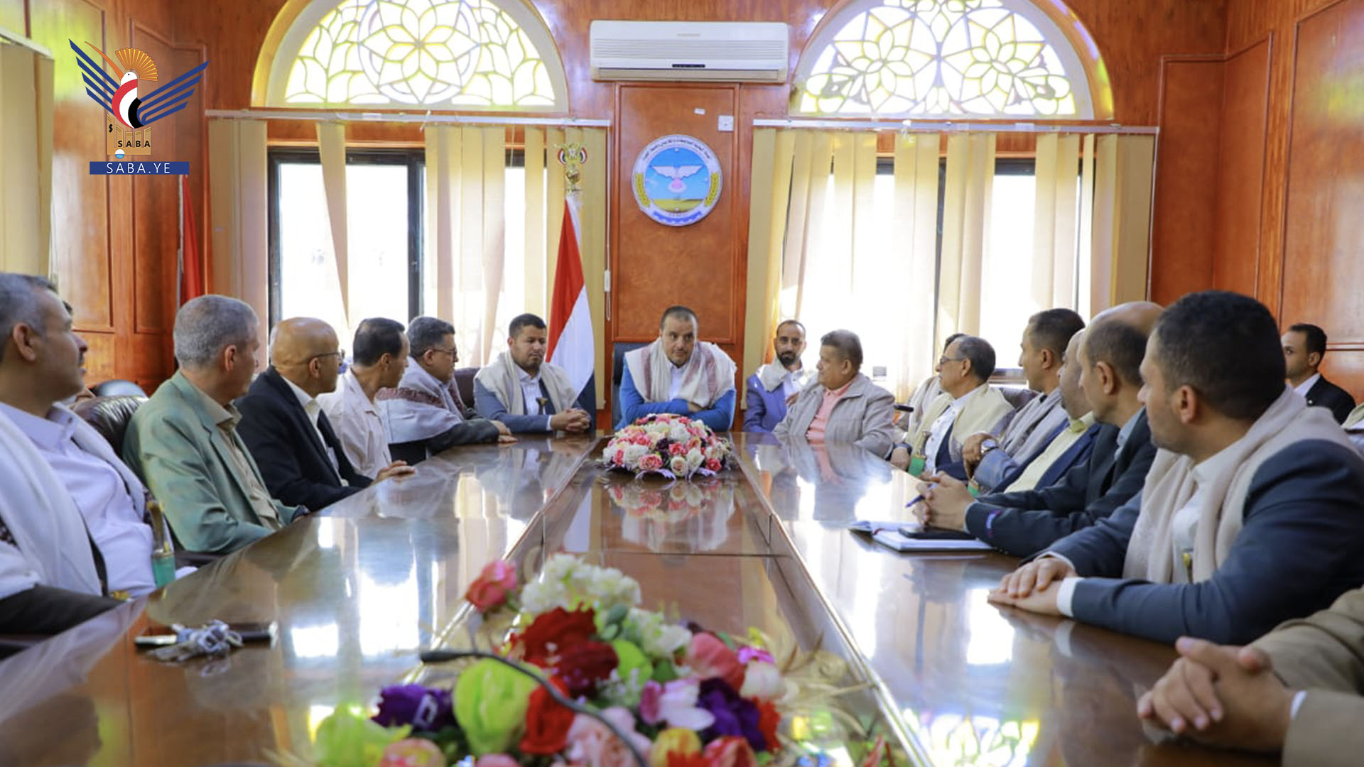 القائم بأعمال وزير الاقتصاد يطلع على مستوى الانضباط الوظيفي في هيئة المواصفات