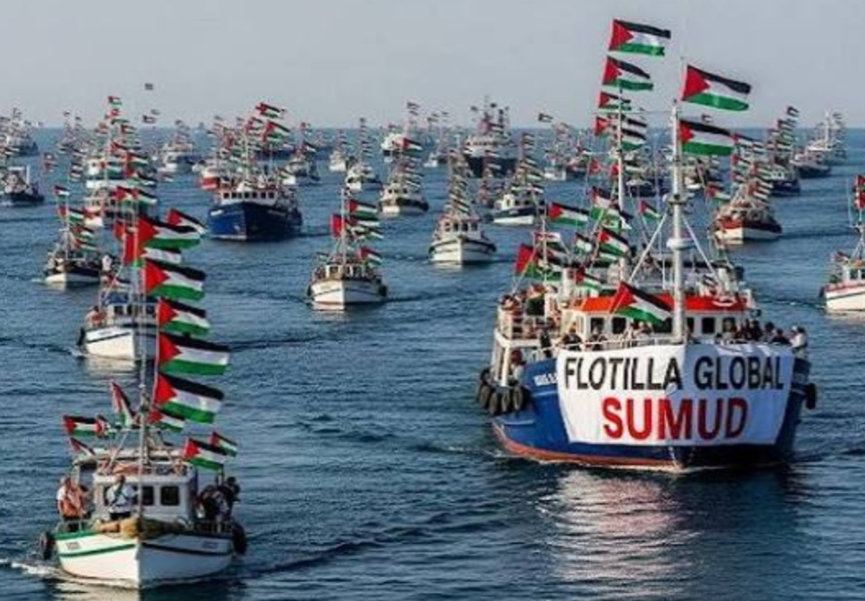 أسطول الصمود العالمي يواصل التقدم نحو غزة رغم تحذيرات الفرقاطة الإيطالية