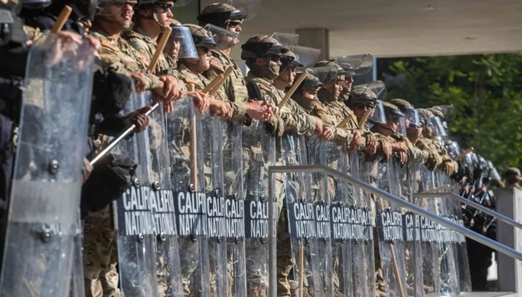 واشنطن تسحب 700 عنصر من المارينز نشرتهم في لوس أنجليس واشنطن تسحب 700 عنصر من المارينز نشرتهم في لوس أنجليس