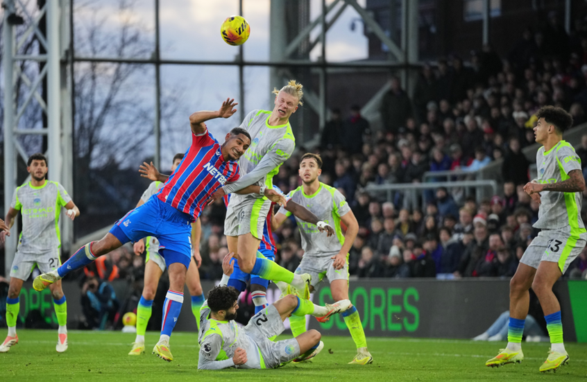 مانشستر سيتي يفوز على مضيفه كريستال بالاس بالدوري الإنحليزي