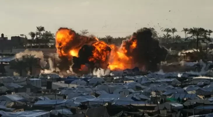 غزة.. استشهاد 3 فلسطينيين بغارة للعدو الإسرائيلي استهدفت حي الزيتون