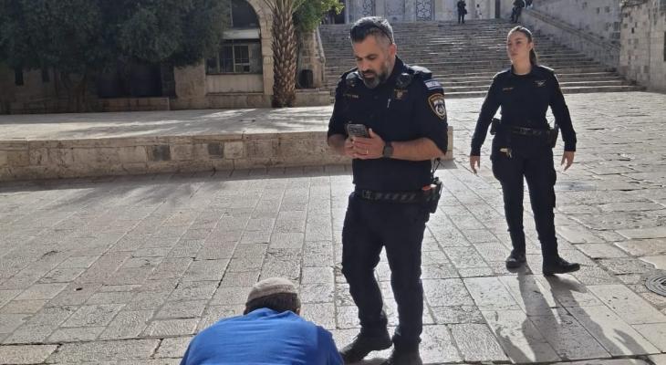 مستوطنون يدنسون الأقصى ويجوبون القدس بمسيرة أعلام