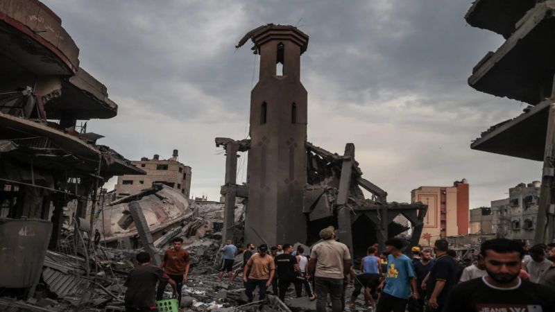 لماذا يُدمّر جنود الاحتلال المساجد في غزة ولبنان؟ 