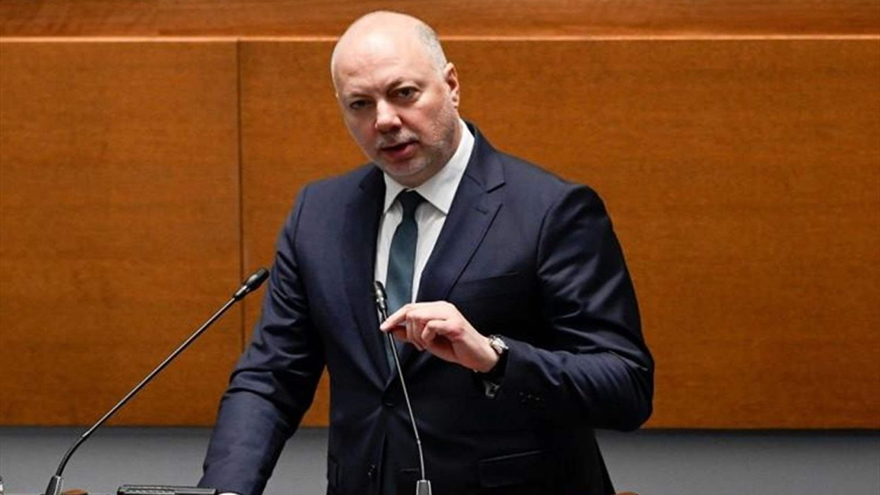 رئيس وزراء بلغاريا يعلن استقالة حكومته عقب احتجاجات واسعة