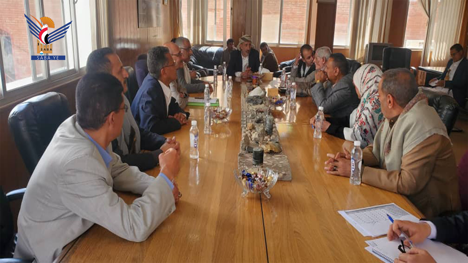 وزير النفط يتفقد الانضباط الوظيفي في هيئتي المساحة الجيولوجية واستكشاف النفط 