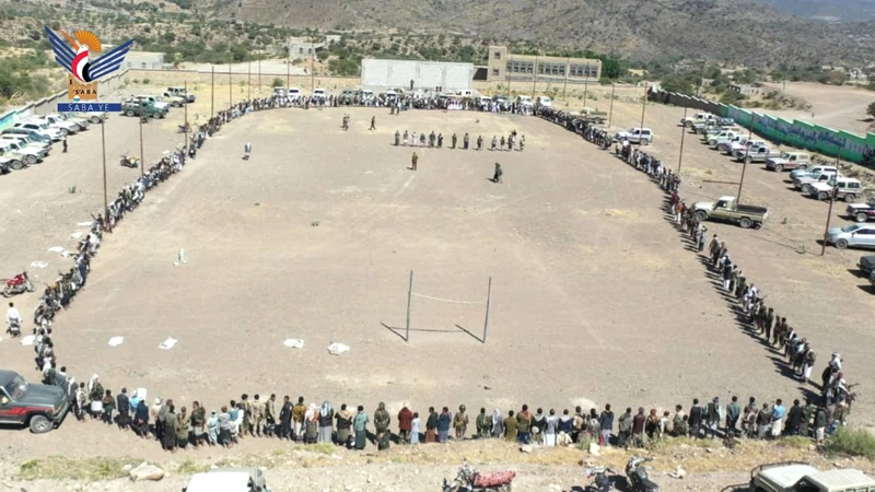  وقفة مسلحة لقبائل الحشاء بالضالع وفاءً لدماء الشهداء وتأكيدا على الجاهزية