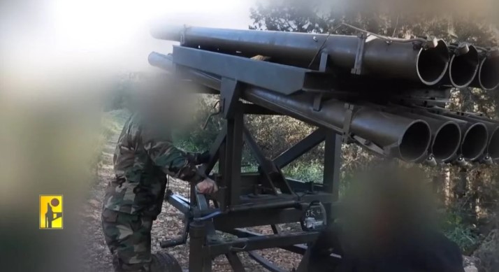 المقاومة اللبنانية تستهدف قاعدتين و3 ثكنات ودبابة و7 تجمعات للجيش و8 مستوطنات