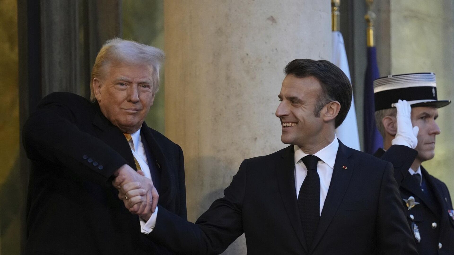 ماكرون: التوصل لهدنة في أوكرانيا ممكن "خلال أسابيع"