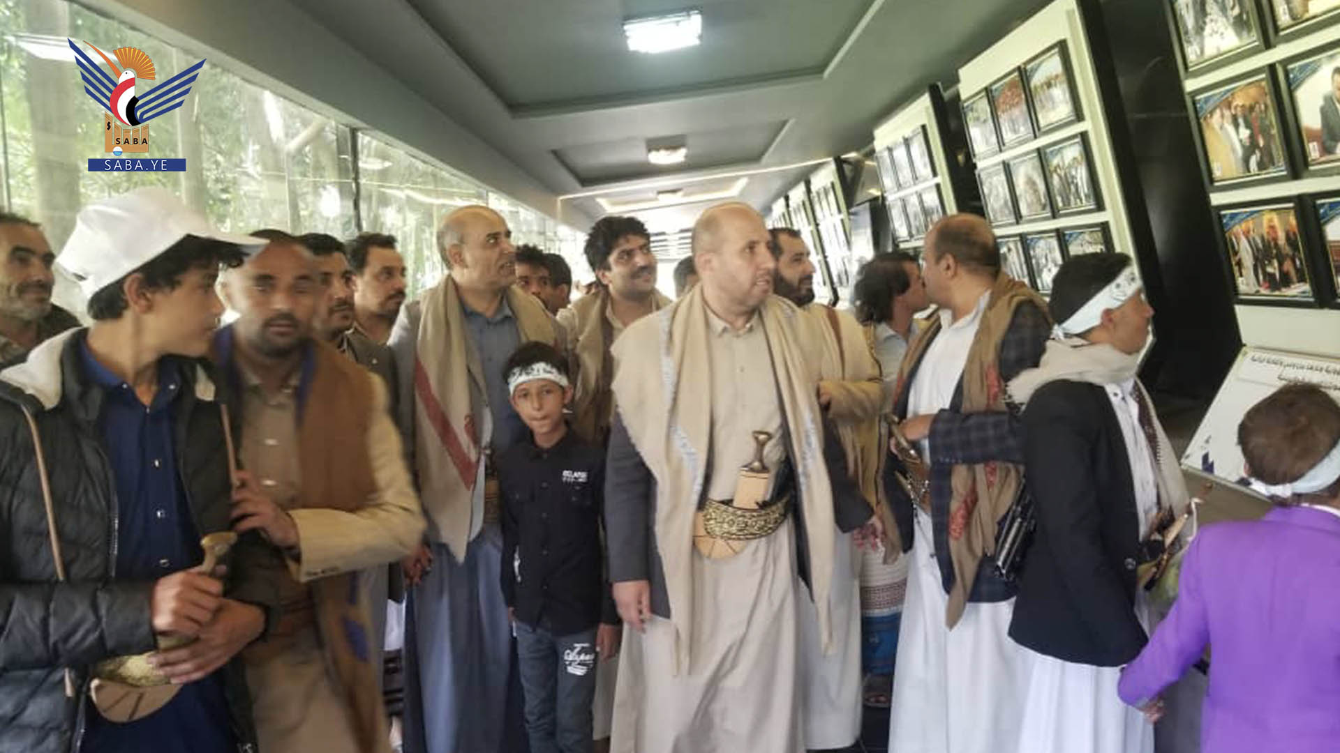 طلاب الدورات الصيفية بالحداء يزورون ضريح الشهيد الرئيس الصماد  