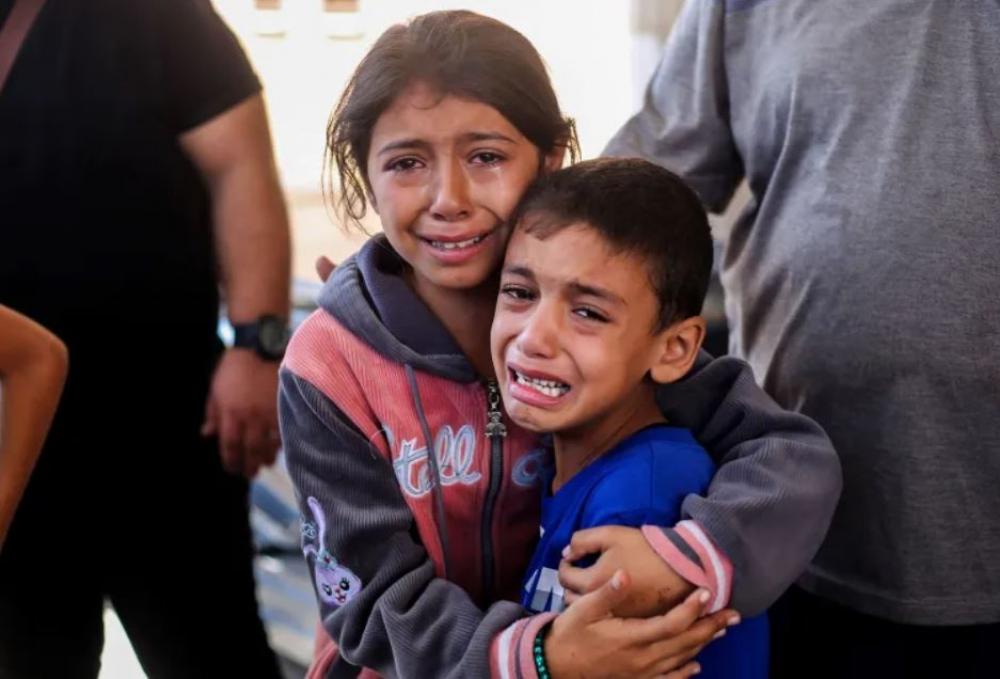 وفد طلابي اكاديمي في سيرلانكا يتضامن مع أطفال غزة ويتقدم دعمًا ماليًا