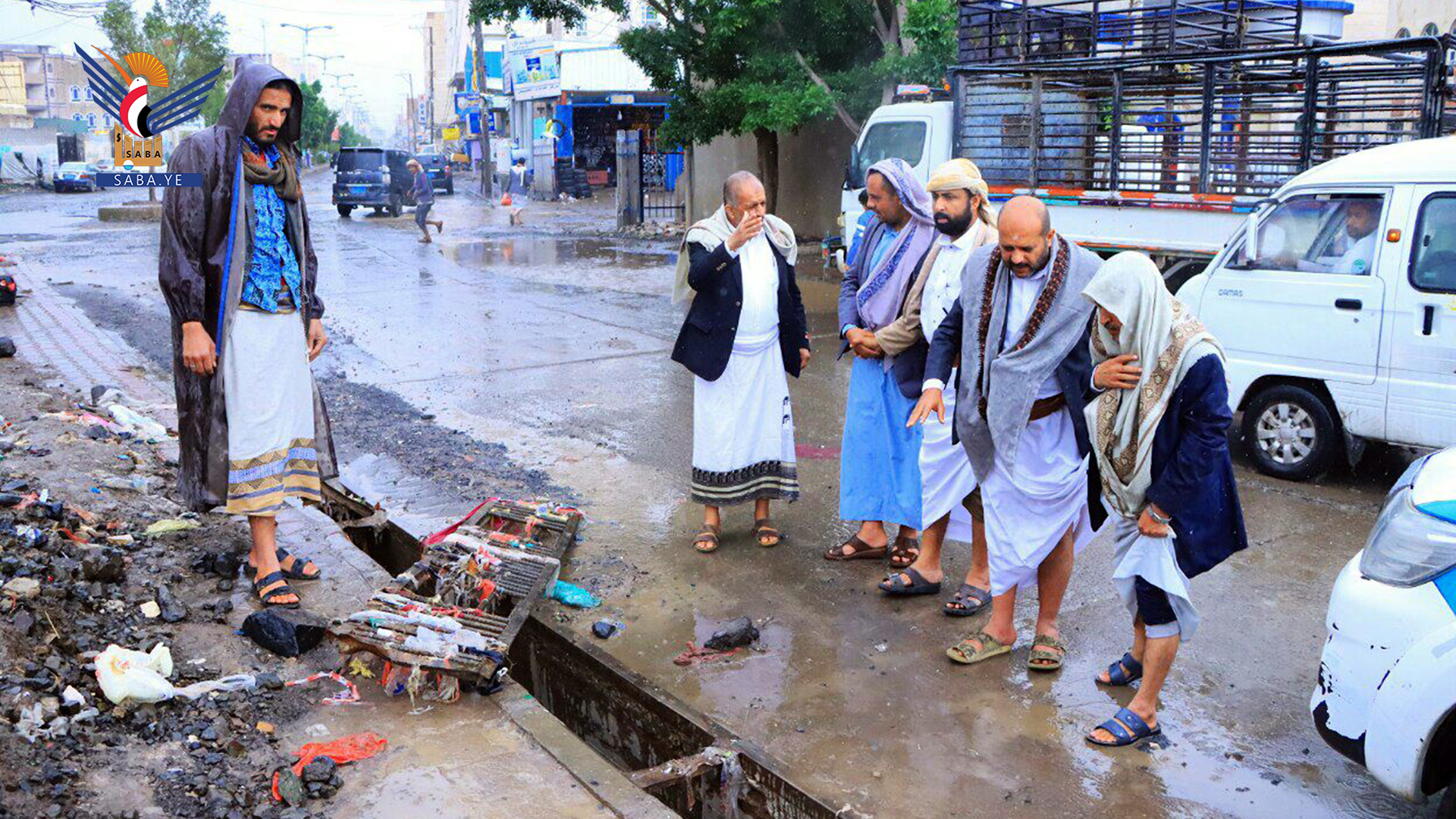 مناقشة الاستعدادات لتفادي أضرار السيول بمحافظة صنعاء 