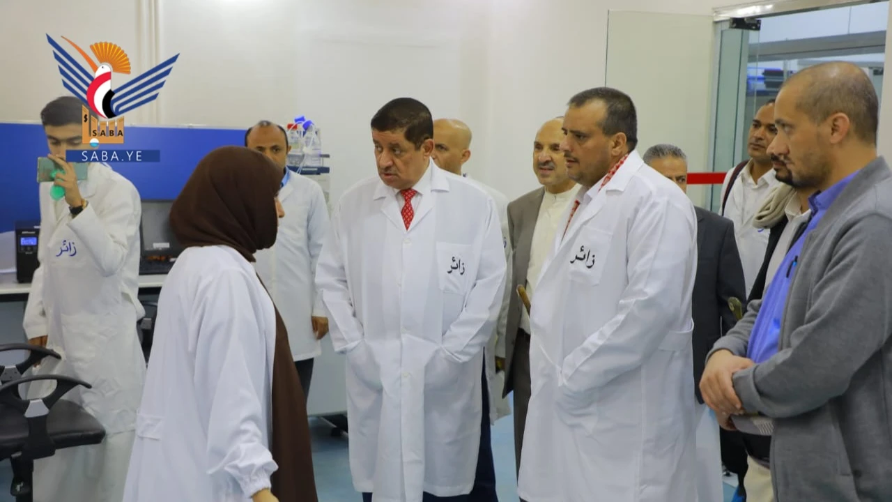 القائم بأعمال وزير الاقتصاد يطلع على العملية الإنتاجية في مصنع "شفاكو"