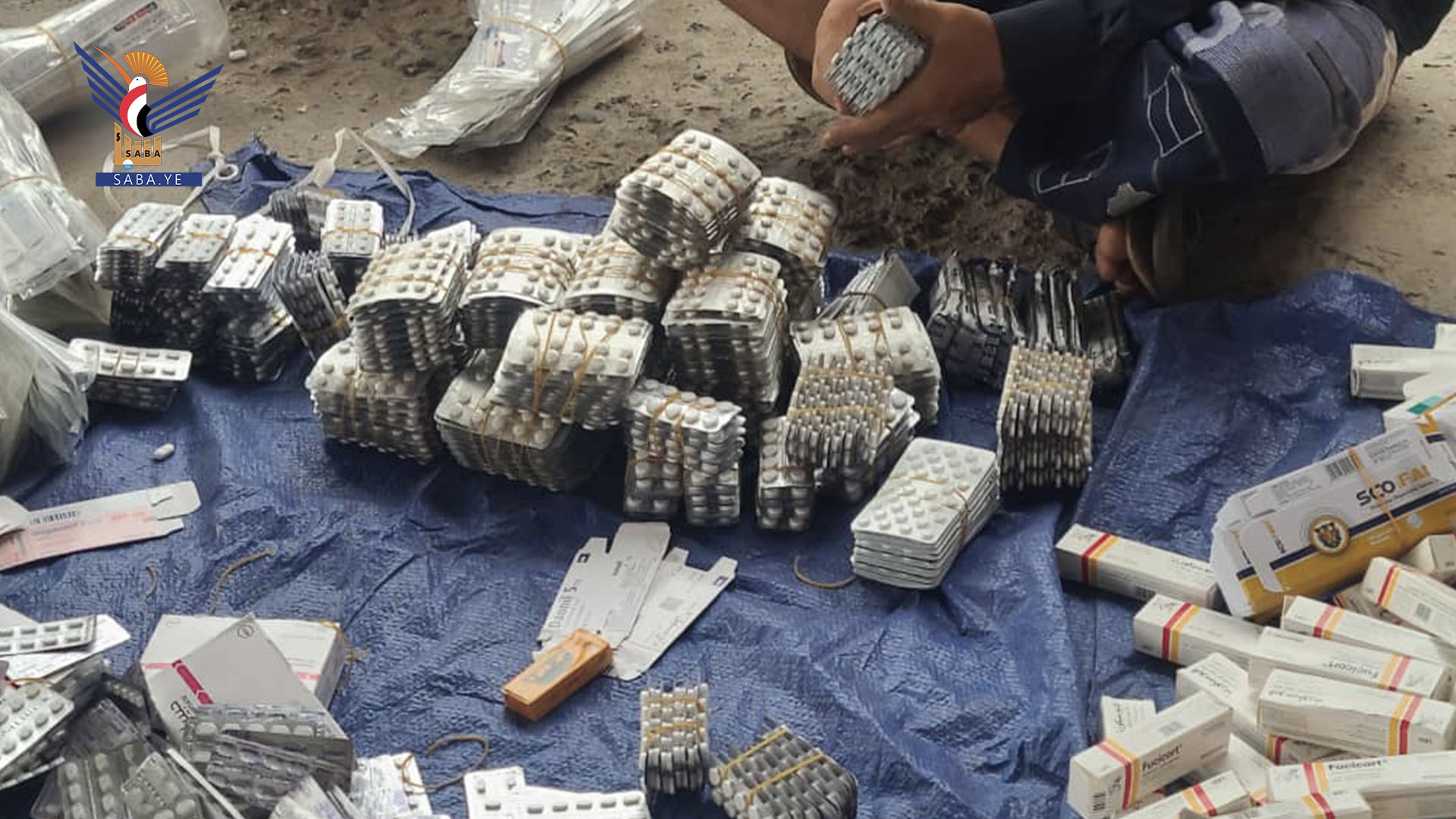 مركز الراهدة الجمركي يحبط محاولة تهريب كمية من الأدوية