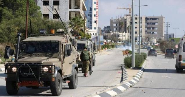 قوات العدو تقتحم مدينة رام الله