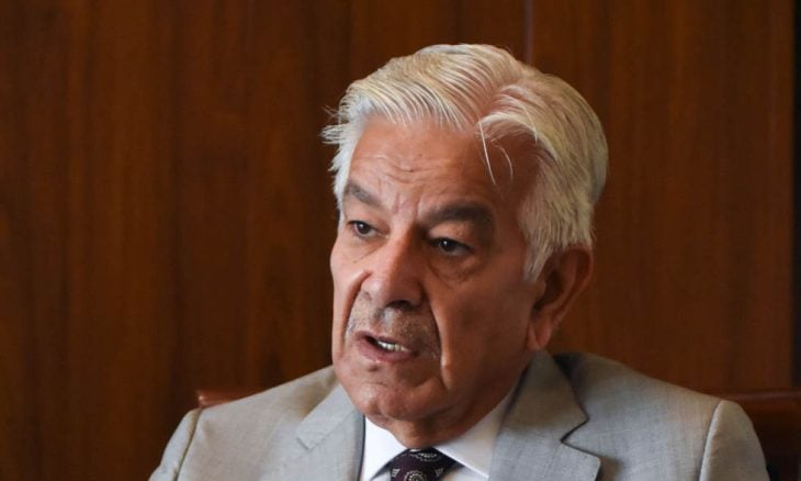 وزير الدفاع الباكستاني: التوتر مع الهند قد يؤدي إلى حرب نووية