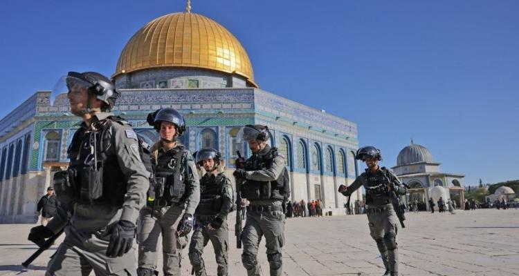 قيادي في"حماس": إغلاق المسجد الأقصى  حرب دينية ومحاولة لفرض واقع جديد