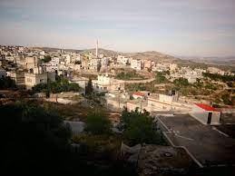 العدو الإسرائيلي يواصل فرض حظر التجول في يعبد ويُحول منازل لثكنات عسكرية