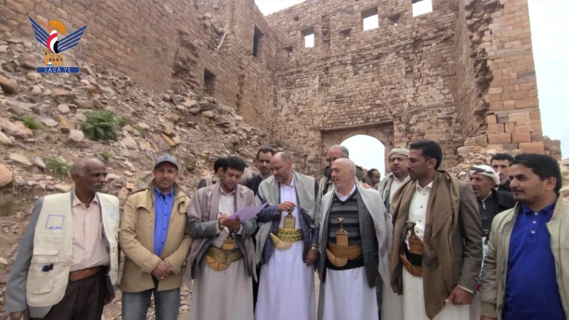 تدشين مشروع التدخل العاجل لترميم قشلة كوكبان التاريخية في المحويت