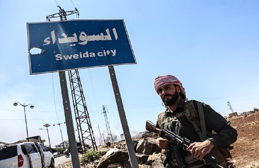 "المرصد السوري": قتيلان وحرق منازل بهجوم مسلح على نجران في ريف السويداء