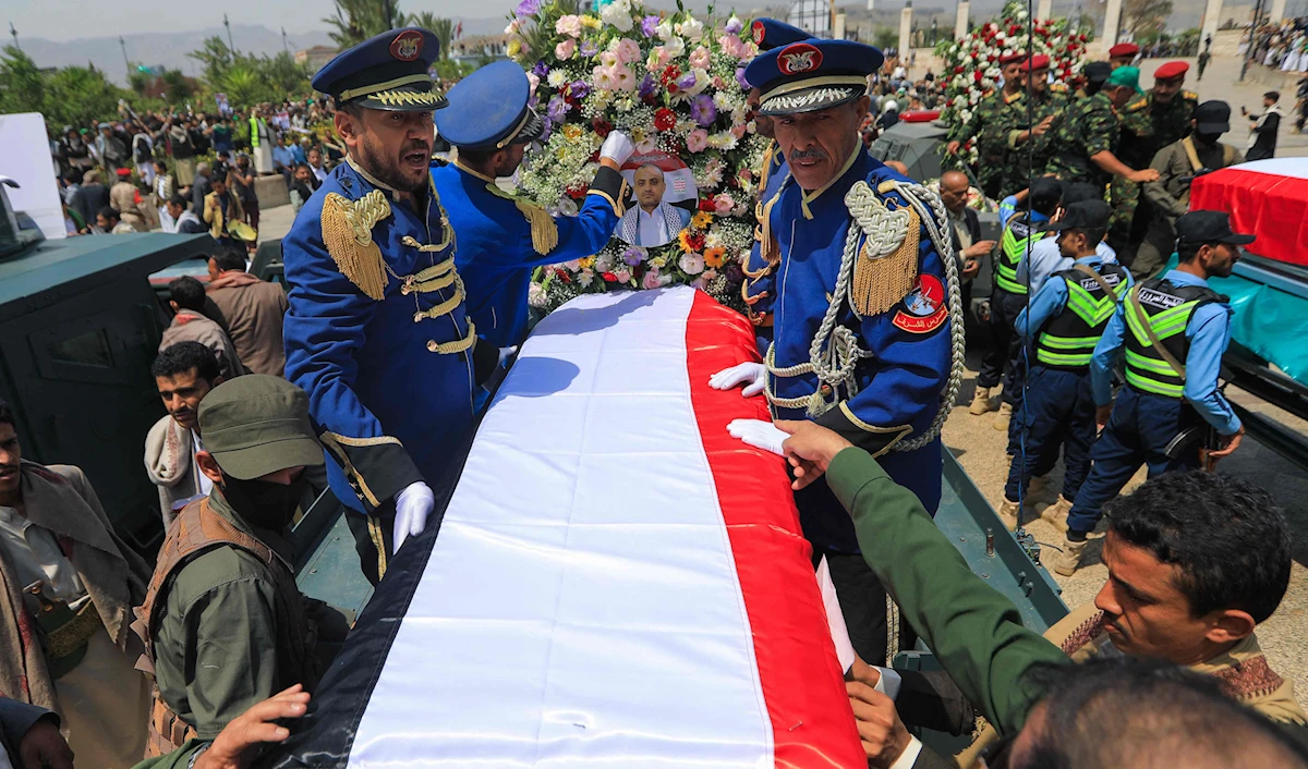 صنعاء تشيّع الرهوي ورفاقه: «دماؤهم وقود لمزيد من المقاومة»