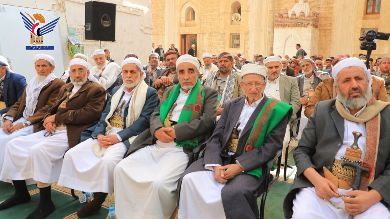 لقاء موسع لعلماء وخطباء صعدة يدعو للتحرك الشامل نصرة للمقدسات الإسلامية