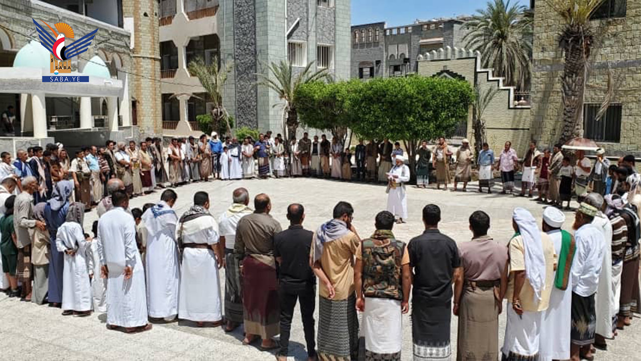 وقفات جماهيرية بالحديدة دعما لفلسطين والثبات في مواجهة العدوان الأمريكي