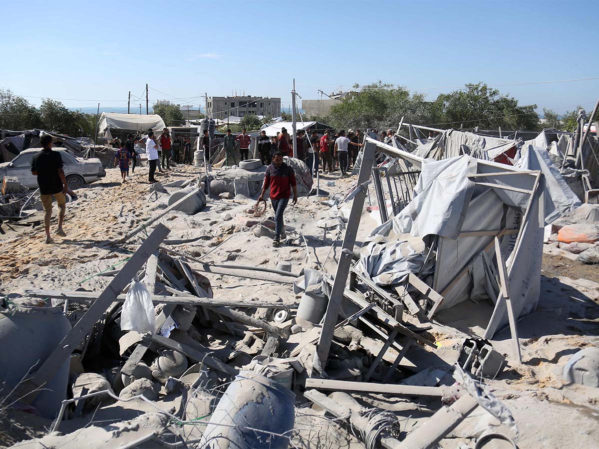 استشهاد شقيقين فلسطينيين بقصف العدو الإسرائيلي شرق خان يونس