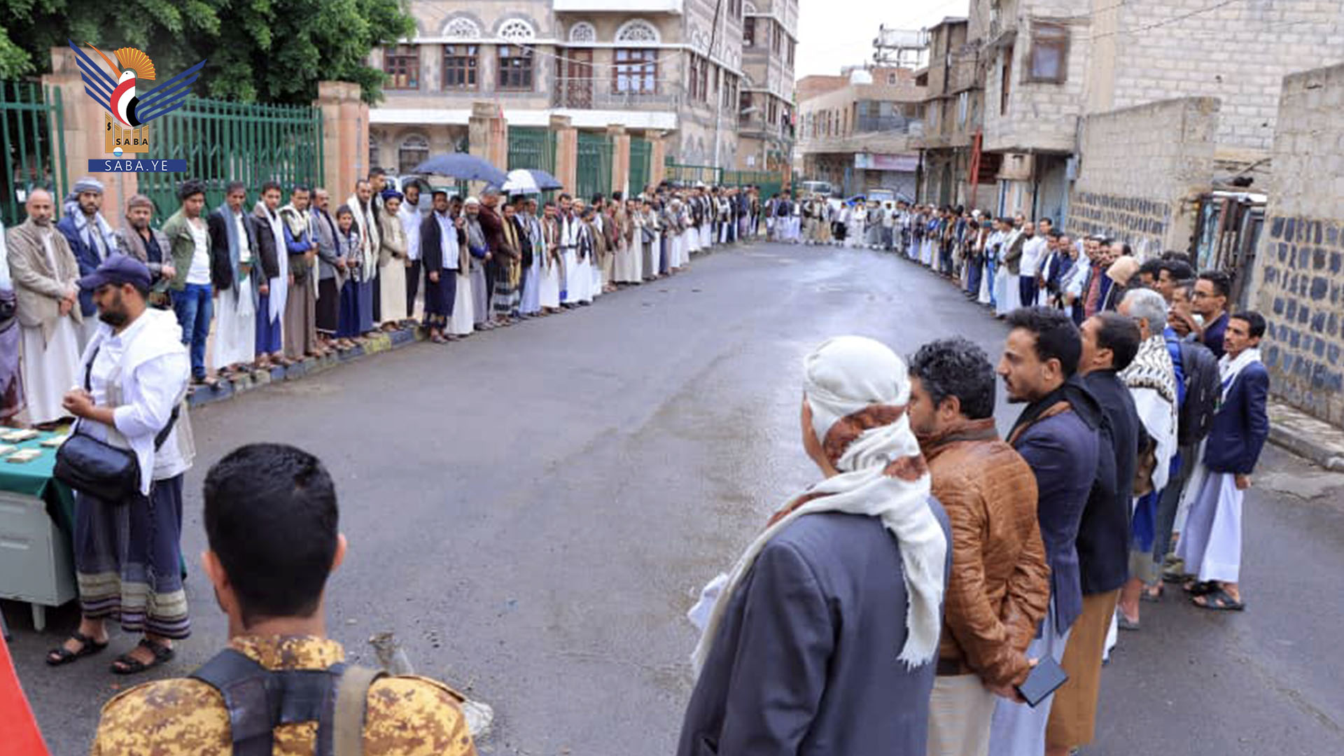 وقفة تضامنية لموظفي هيئة الأوقاف بيوم الصمود الوطني وتضامنا مع الشعب الفلسطيني
