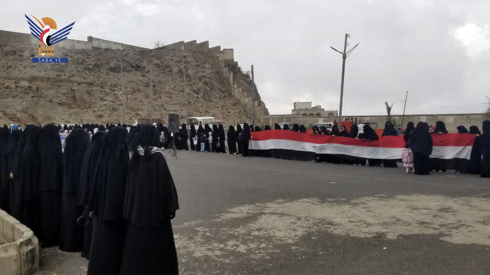 وقفات تضامنية للهيئة النسائية في حجة بيوم الصمود نصرةً للأقصى