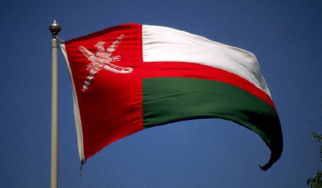 سلطنة عمان تعلن عن الإفراج المتبادل بين إيران والسويد عن الرعايا المتحفظ عليهم في البلدين