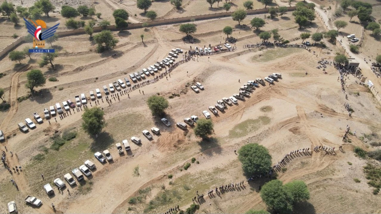 قبائل فرع العدين بإب تحتشد في لقاء قبلي مسلح تأكيدًا على الجهوزية والاستنفار