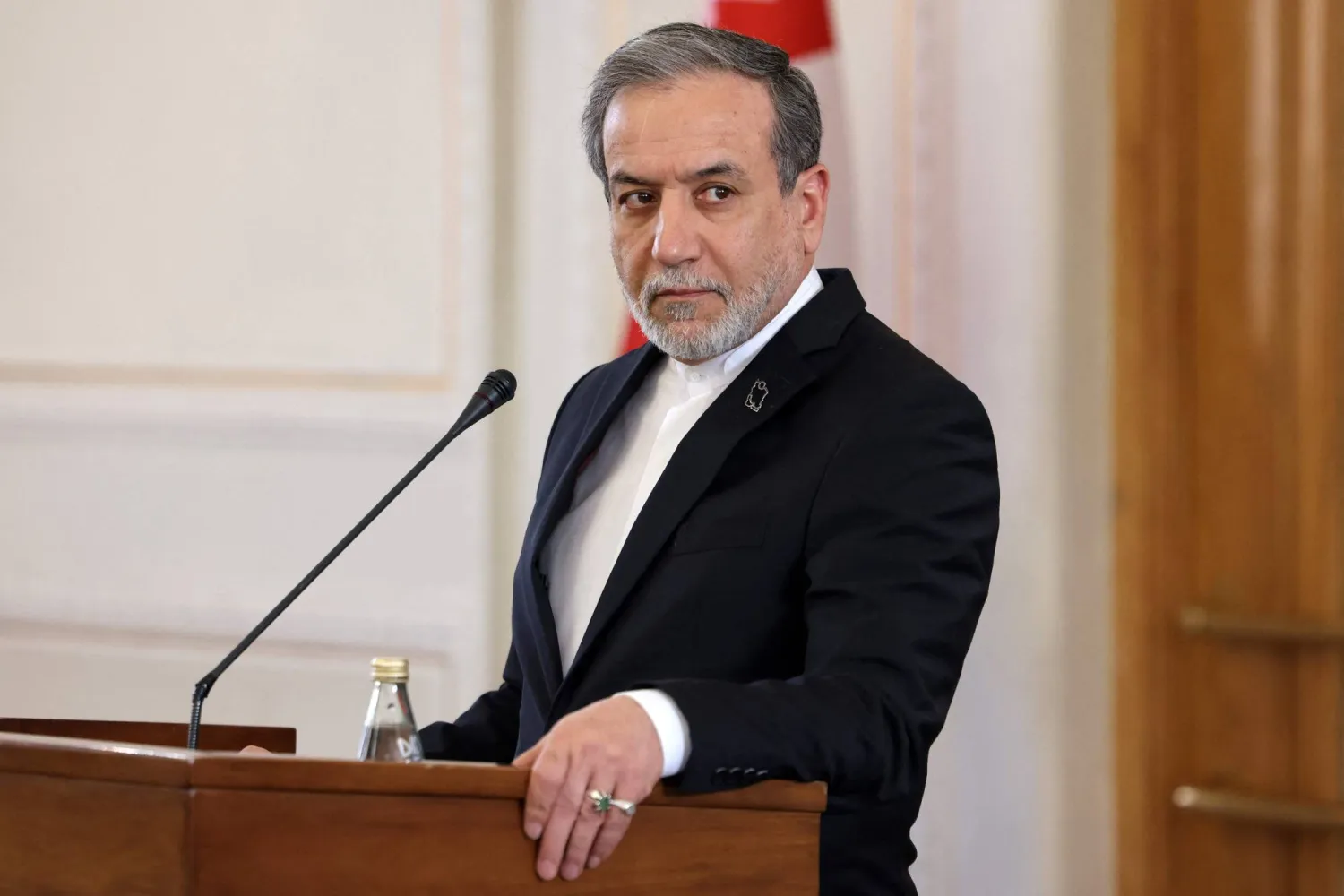 عراقجي: التخصيب ورفع العقوبات يمكن أن يجعلا المفاوضات مع أمريكا مثمرة