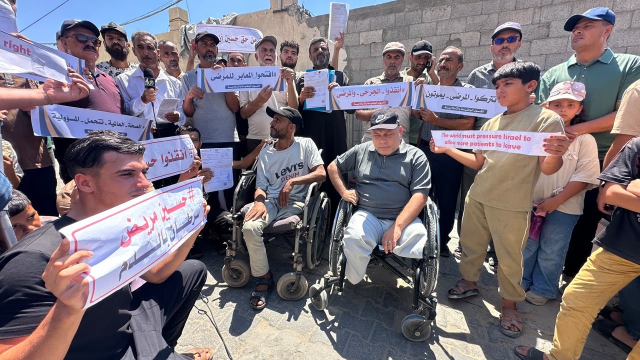 مرضى وجرحى غزة يطالبون بتسريع الإجلاء الطبي واستئناف السفر للعلاج