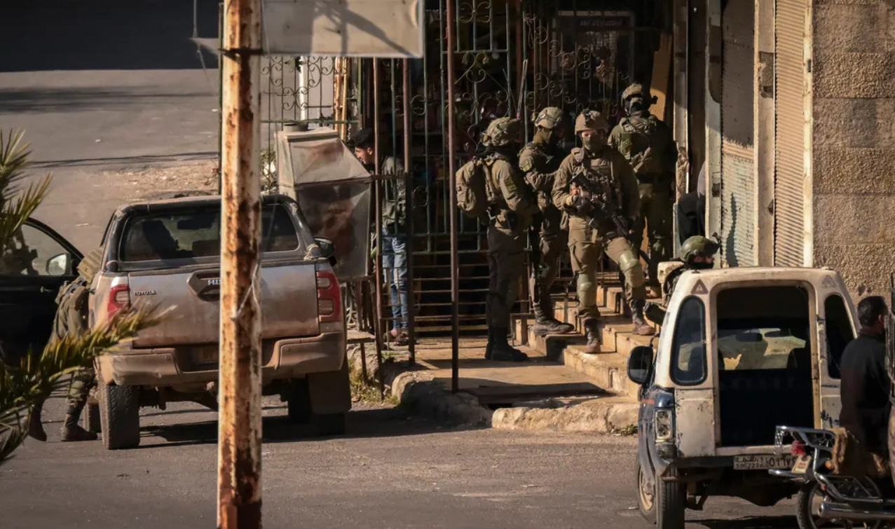 قوة للعدو الإسرائيلي محمولة على 7 سيارات تتوغل في ريف القنيطرة جنوبي سوريا