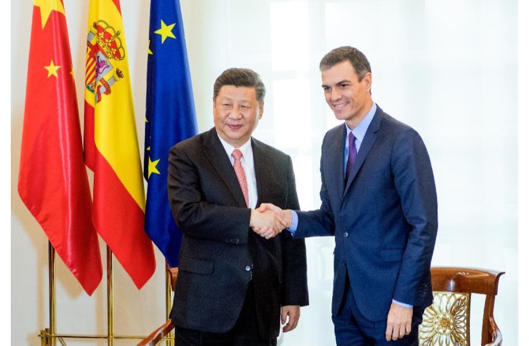 رئيس وزراء إسبانيا ينتقد اختلال الميزان التجاري بين الصين والاتحاد الأوروبي
