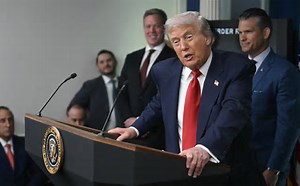 ولاية أوريغون الأمريكية ترفع دعوى قضائية ضد ترامب لنشره الحرس الوطني في مدينة بورتلاند