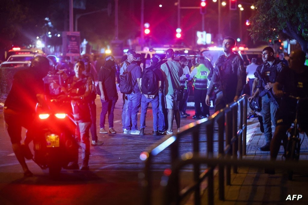 مقتل مستوطن صهيوني واصابة اخر بانفجار سيارة مفخخة قرب "تل أبيب"