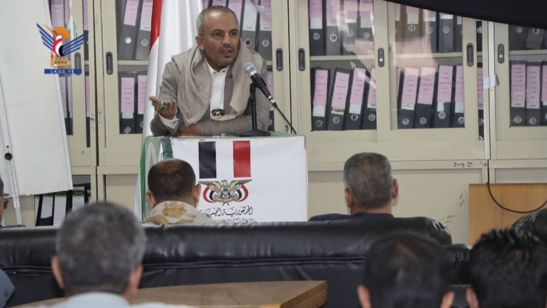 وزير الخدمة المدنية يدشّن برنامجًا تدريبيًا حول نظام الانضباط الوظيفي