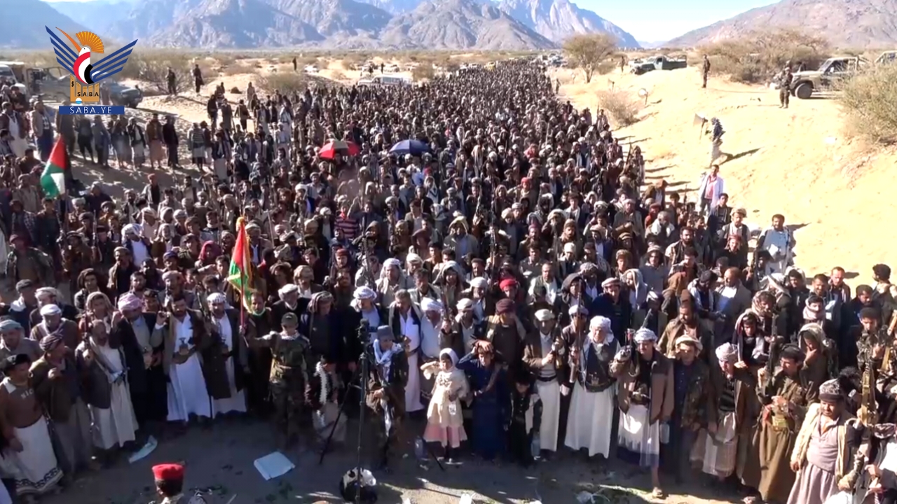  احتشاد جماهيري لأبناء مأرب في 15 ساحة بمسيرات "مع غزة .. ثبات وانتصار"