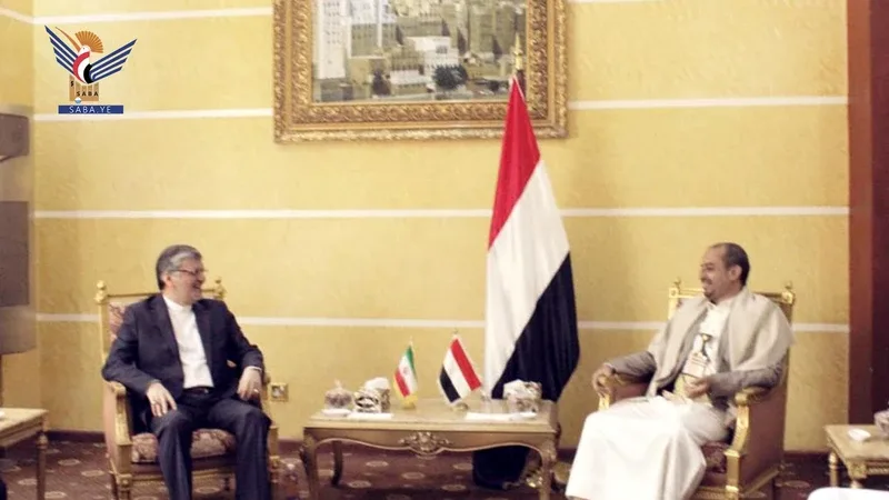 نائب وزير الخارجية يلتقي السفير الإيراني بصنعاء