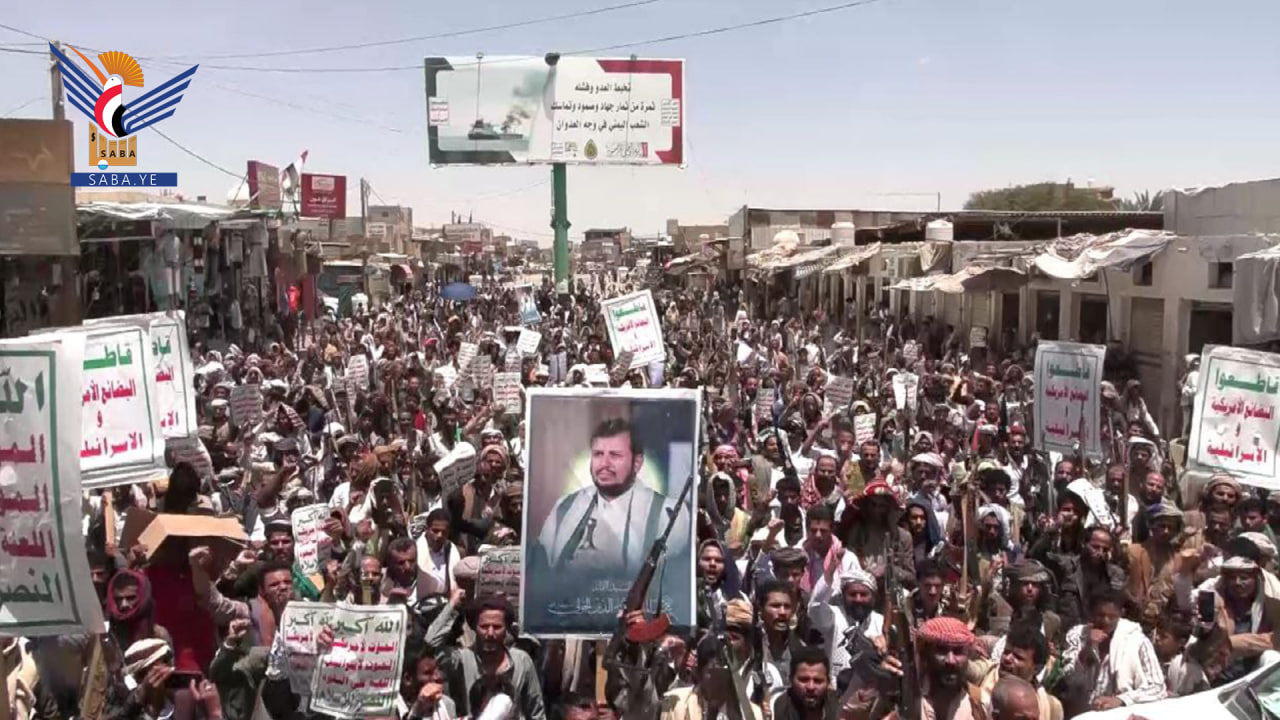 مسيرات حاشدة في الجوف تحت شعار "مع غزة وفلسطين .. في مواجهة القتلة والمستكبرين"