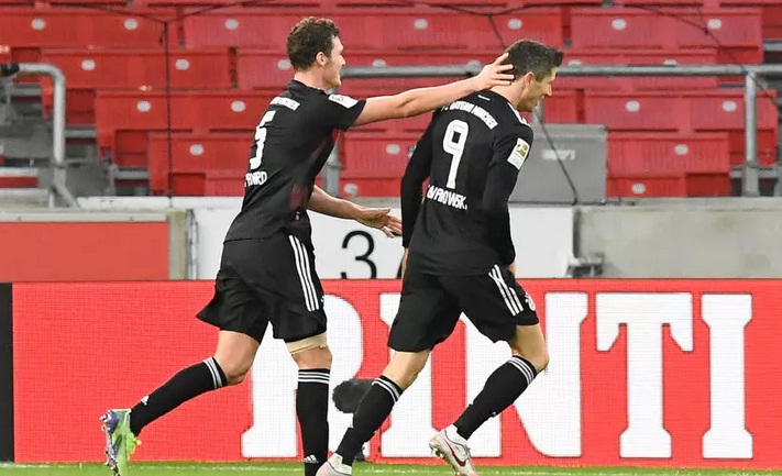 فوز بايرن على شتوتغارت وكولن يهزم دورتموند بالدوري الألماني لكرة القدم