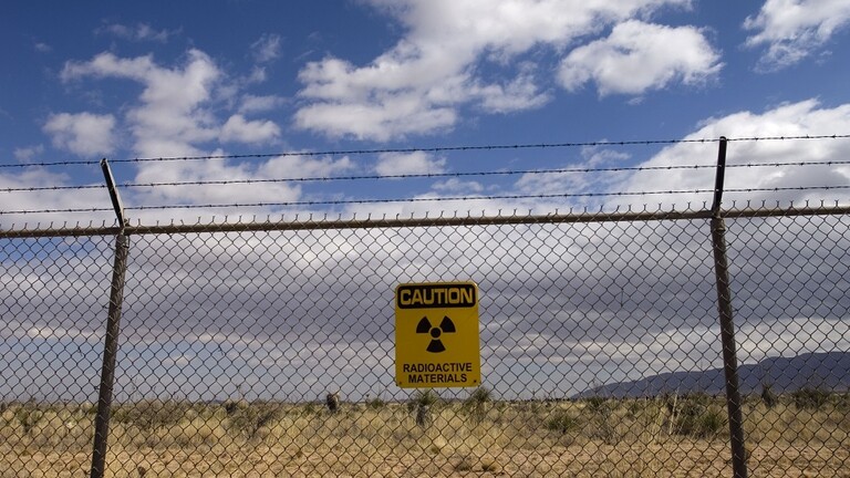 متى يحصل العرب في النهاية على قنبلة نووية؟