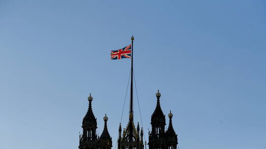 بريطانيا تعبر عن “قلق بالغ” لموافقة إسرائيل على بناء منازل جديدة للمستوطنين