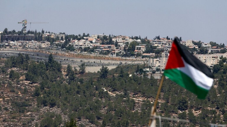 حملة فلسطينية ترحب بانسحاب الجزائر من “فعالية تطبيع”