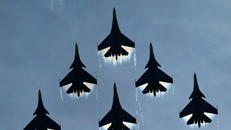 الجزائر تستعد لاستلام 16 طائرة “سو 30” و14 طائرة “ميغ 29 آم” الروسية