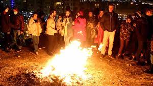 إيران: 3 قتلى وأكثر من 1000 مصاب بالألعاب النارية خلال مهرجان النار السنوي