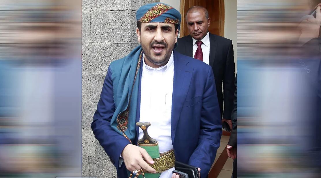 الحوثي يعلق على توقيت المبادرة السعودية و”رمي الكرة في ملعبهم”