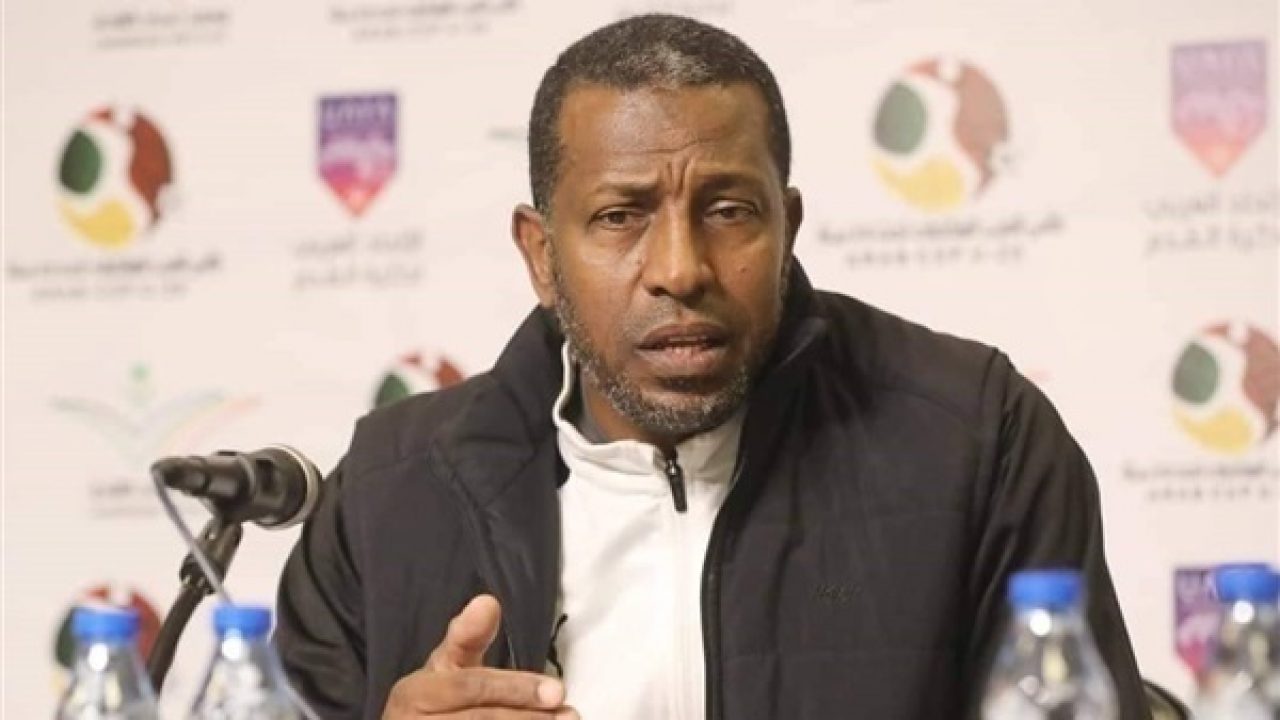 إيقاف المدرب السابق لمنتخب مصر للشباب عن ممارسة نشاطه بكرة القدم 6 أشهر