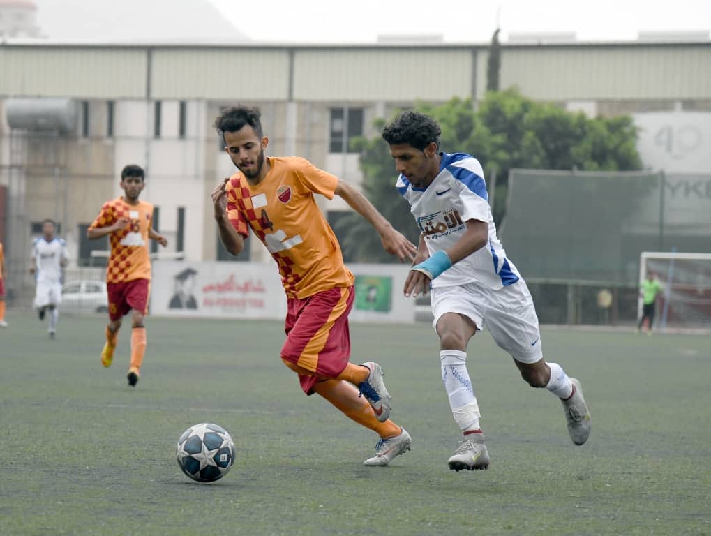 الامتياز والملكي يفوزان في مستهل مشوارهما بدوري الأهلي الرمضاني